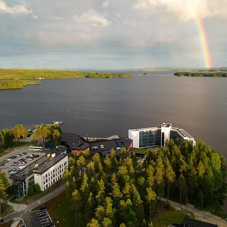 Break Sokos Hotel Bomba Нурмес Екстериор снимка