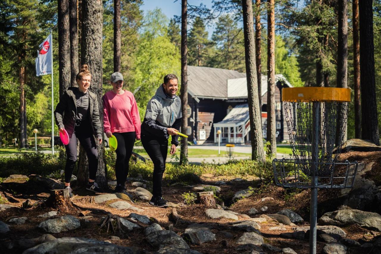 Break Sokos Hotel Bomba Нурмес Екстериор снимка