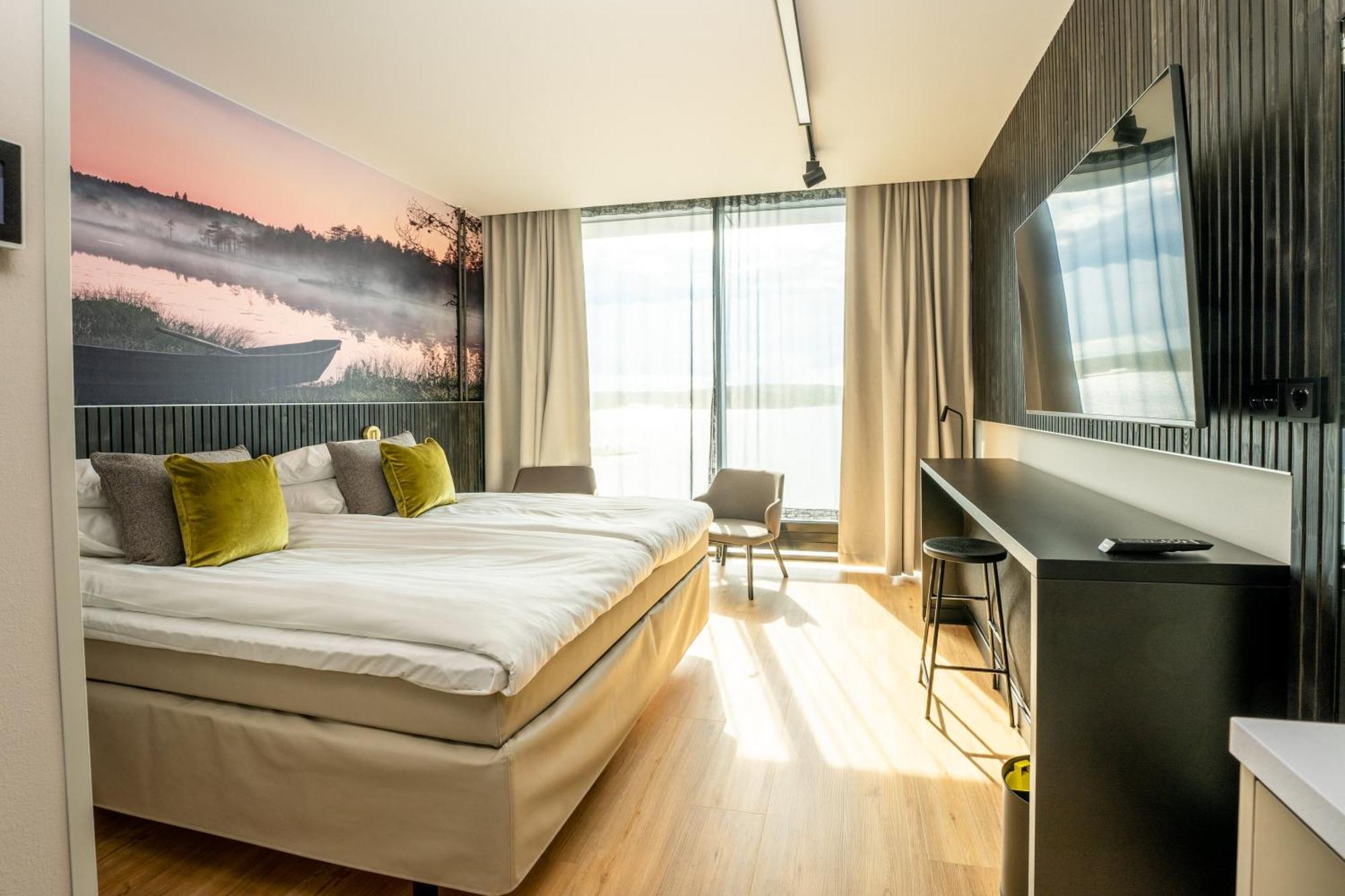 Break Sokos Hotel Bomba Нурмес Екстериор снимка